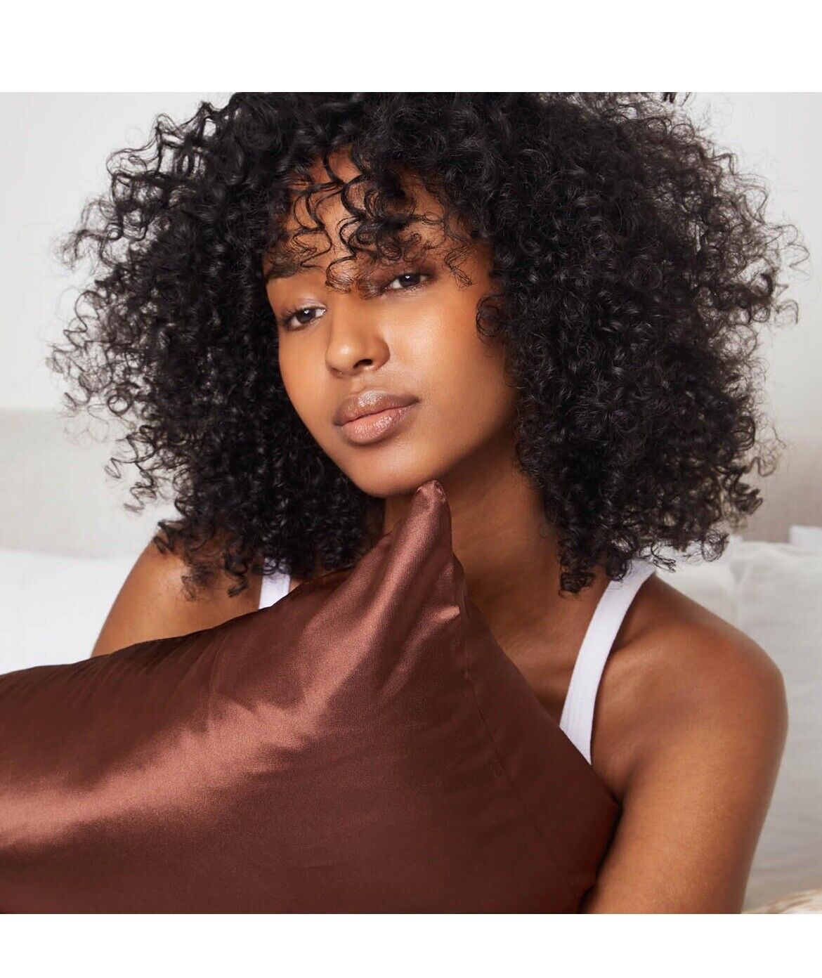 Kitsch Beauty The Satin Standard Size Pillowcase, Chocolate Brown